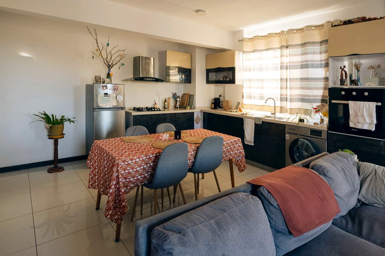 Furnished Apartment in Flic en Flac thumbnail 6